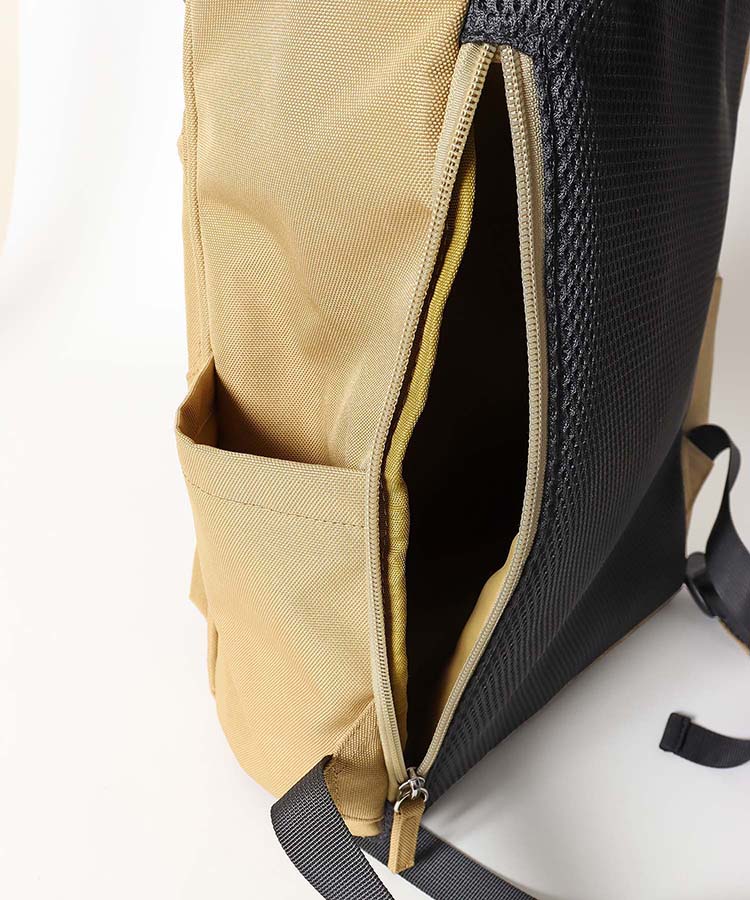 Boiteスラッシュロールトップリュック