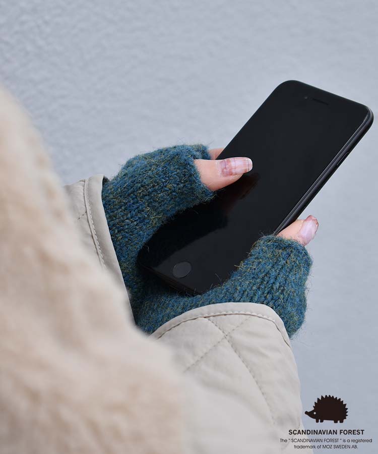 スカンジナビアンフォレスト  刺繍フィンガーレスグローブ