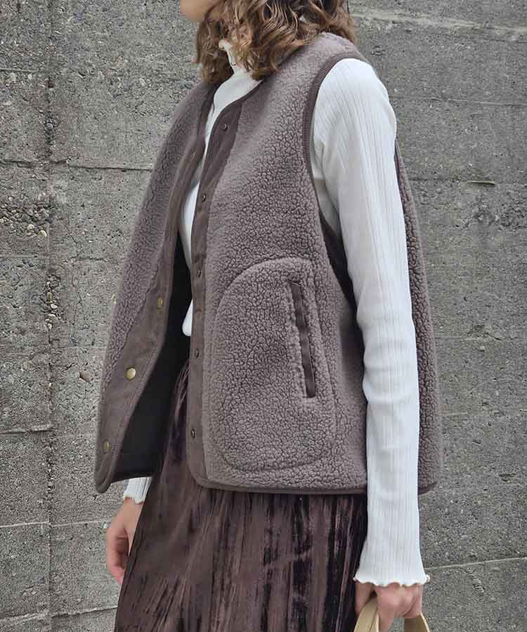 ボア無地ベスト