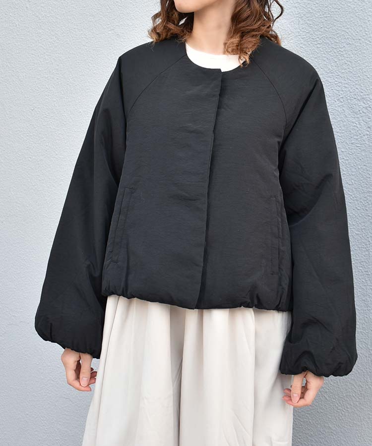 中綿ショートコート