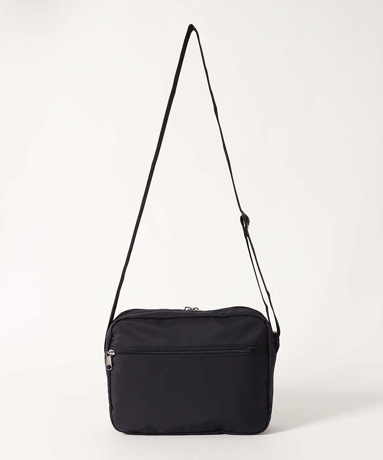 ナイロンスクエアショルダー