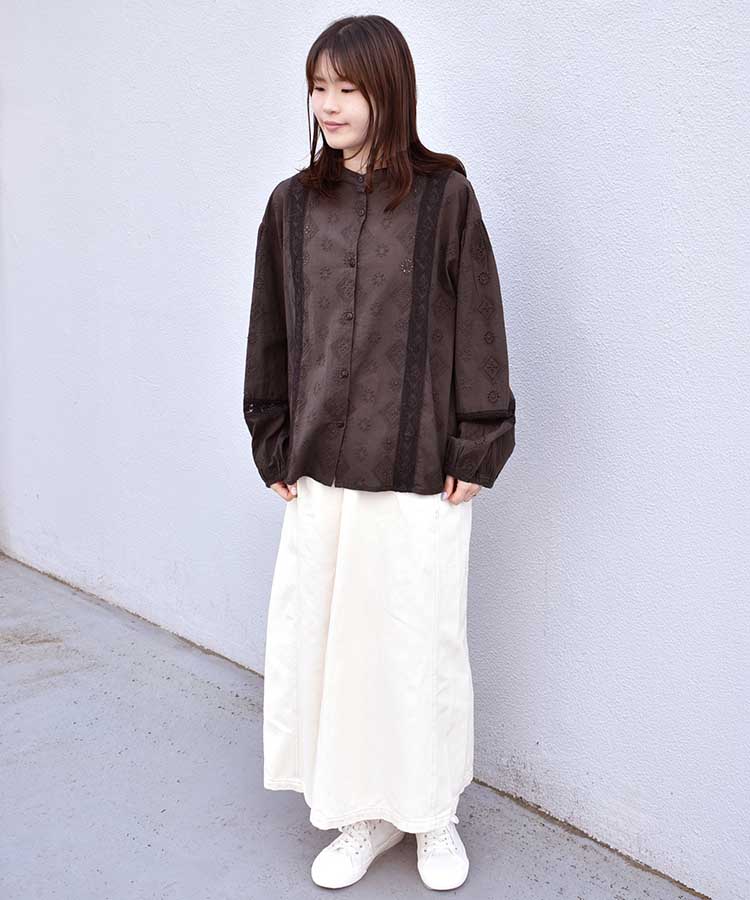 シフリー刺繍ブラウス