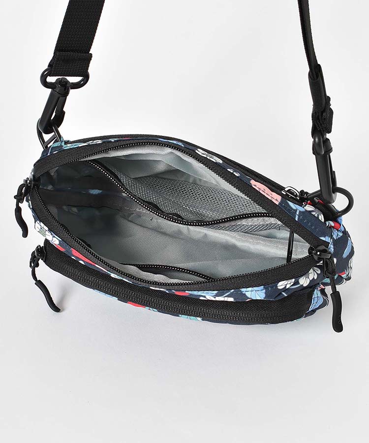 KiUフロントポケットミニショルダー