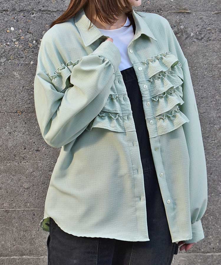 フリルブラウス