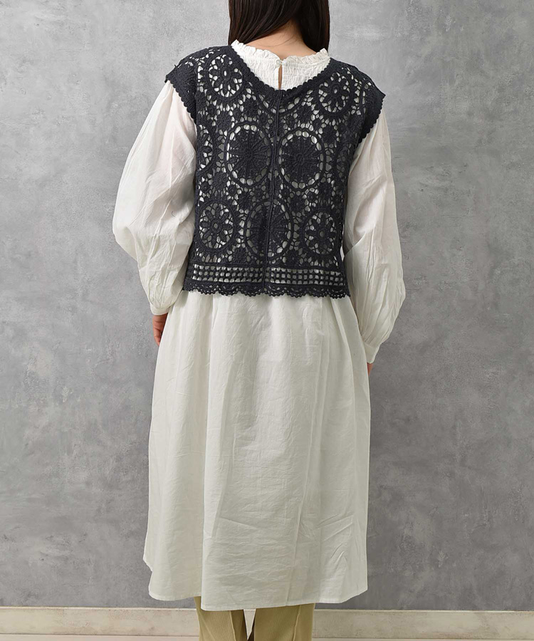 レースベストプルオーバー