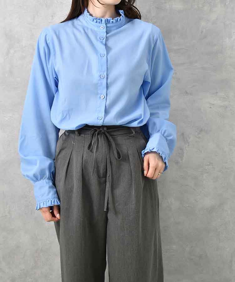 プチフリルブラウス