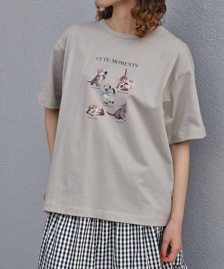 CATS CUTE MOMENTS Ｔシャツ