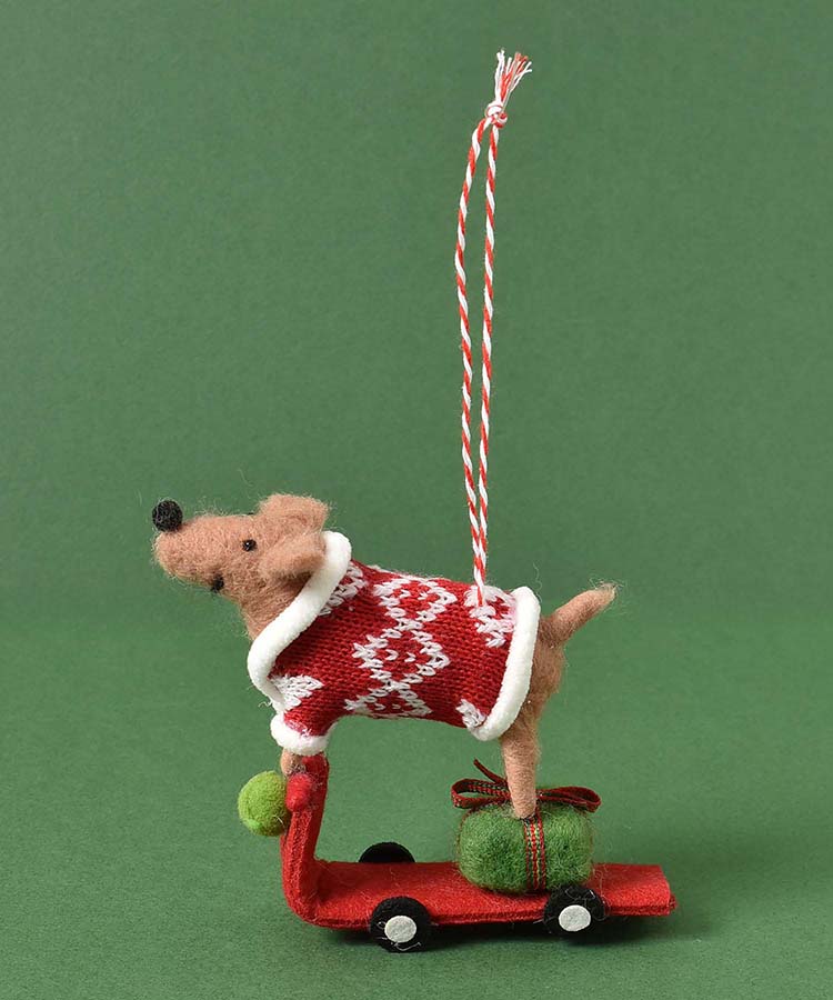 フェルトデコレーションドッグスケーター