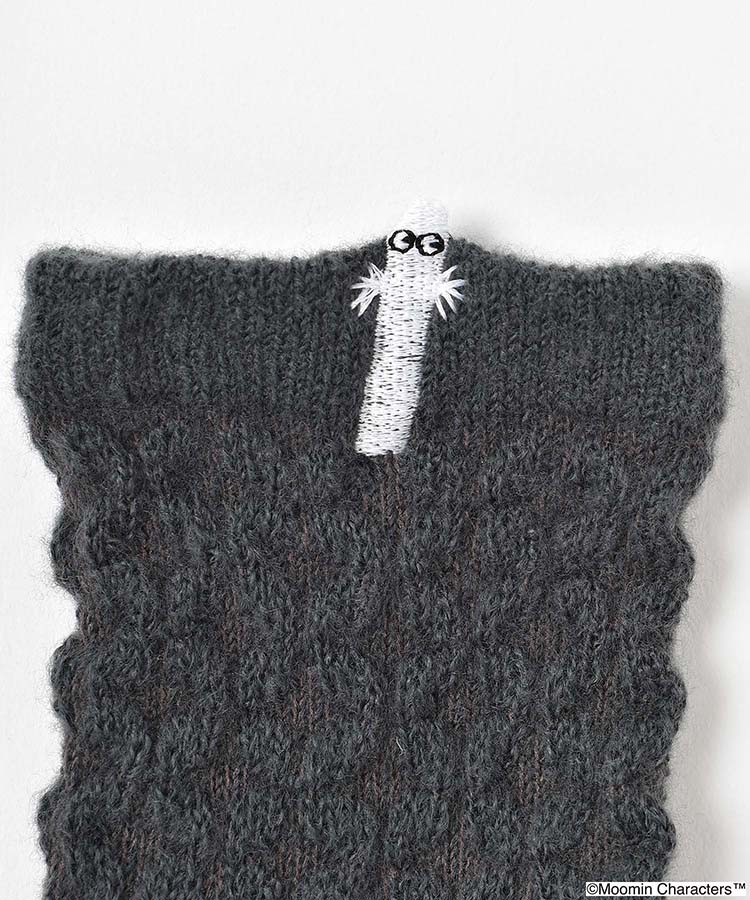 ニョロニョロ刺繍ニットロークルーソックス