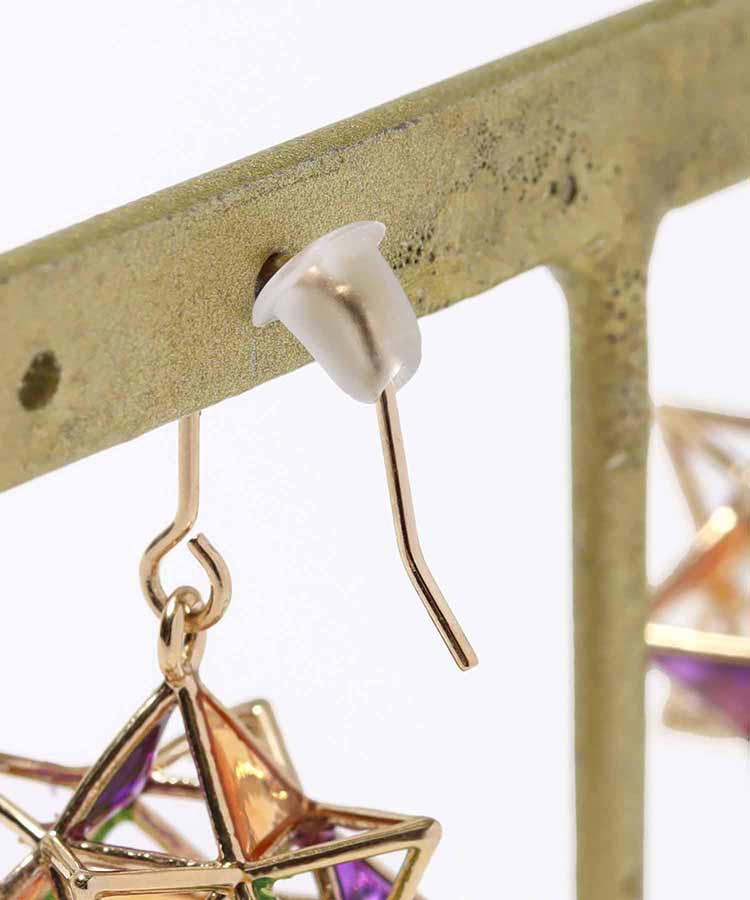 star plygonピアス