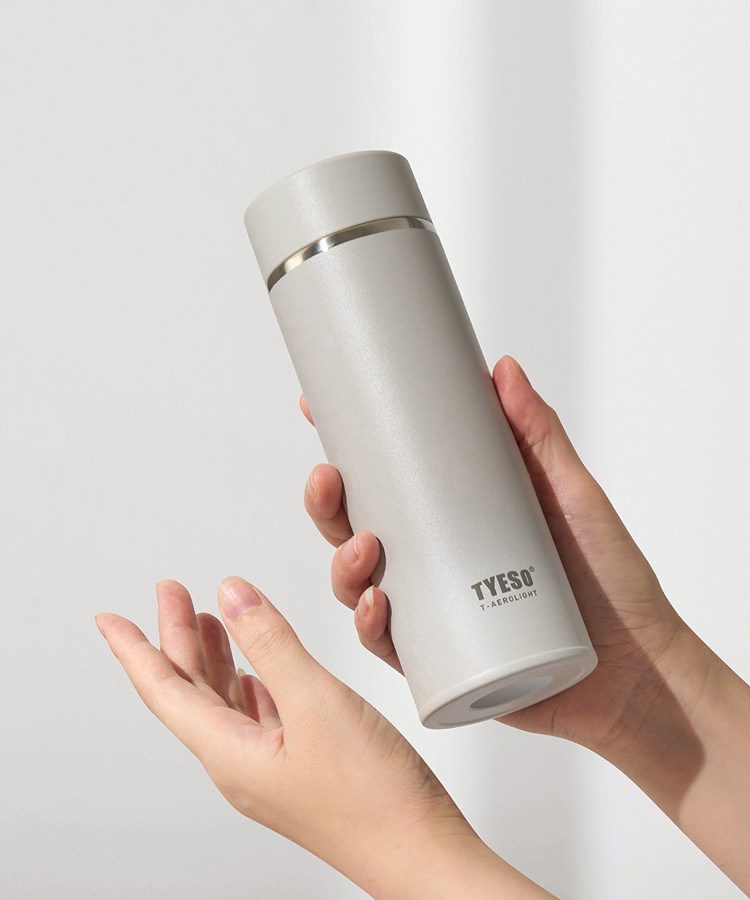 TYESO超軽量エアリーボトル(500ml)