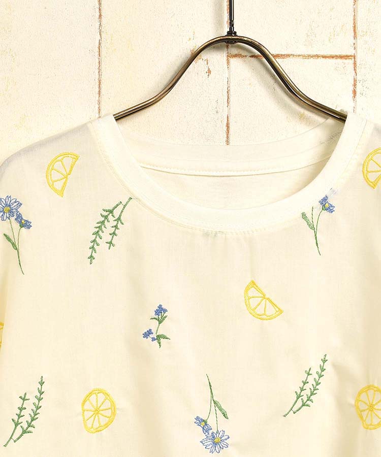 ≪SALE≫レモン刺繍Tシャツ