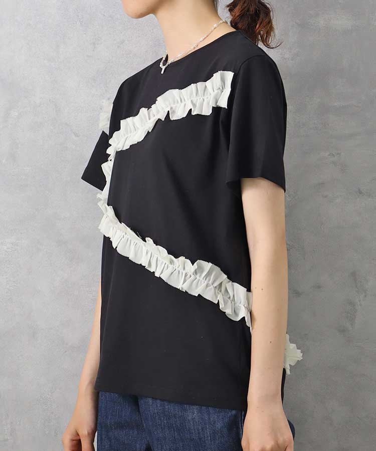 le petaleホイップフリルＴシャツ