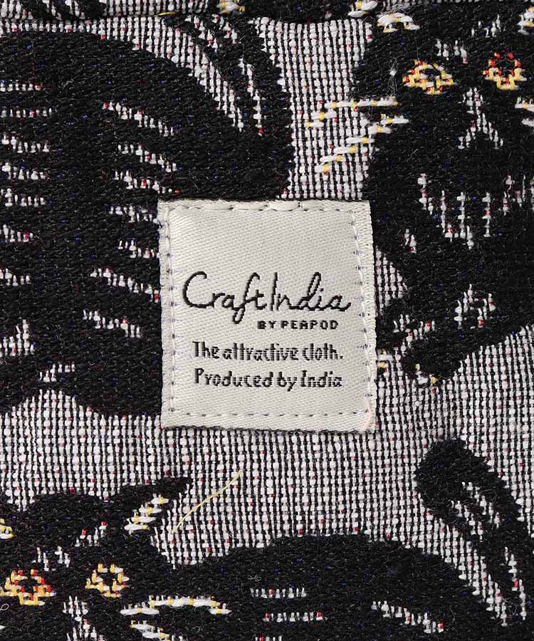 クラフトインディアネコマチ付ポーチ