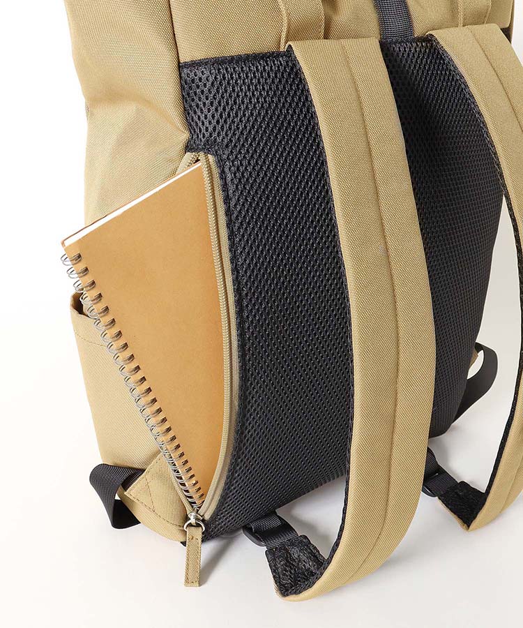 Boiteスラッシュロールトップリュック