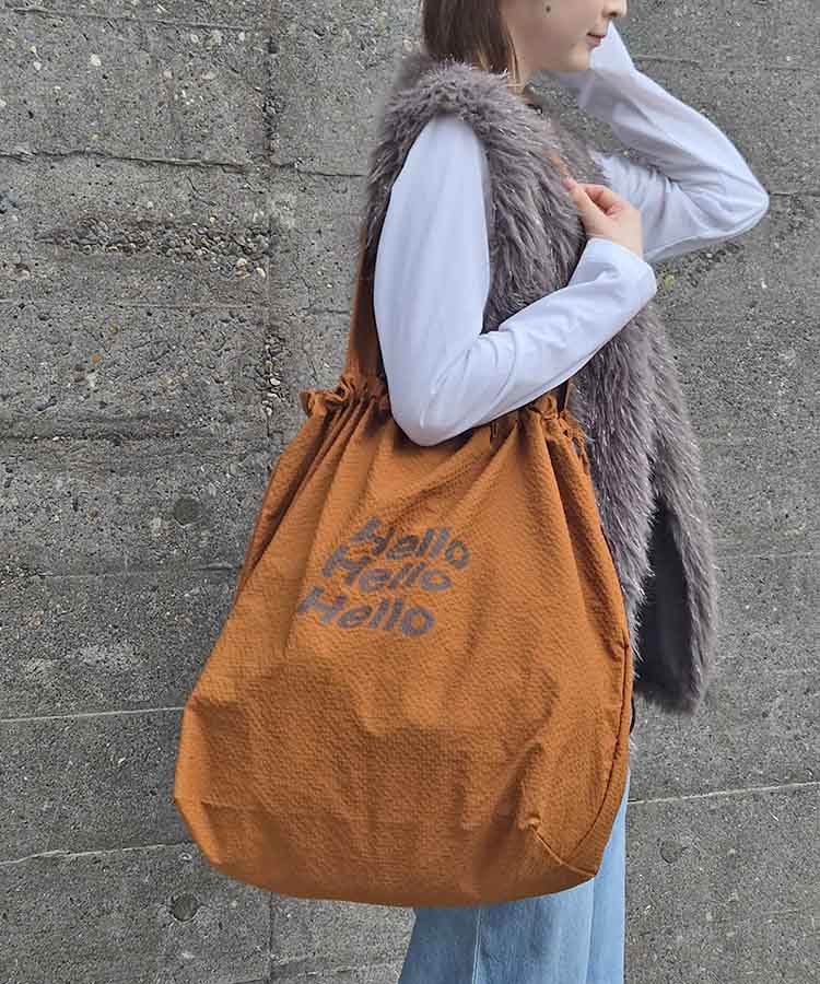 くるっとコンパクト巾着トート