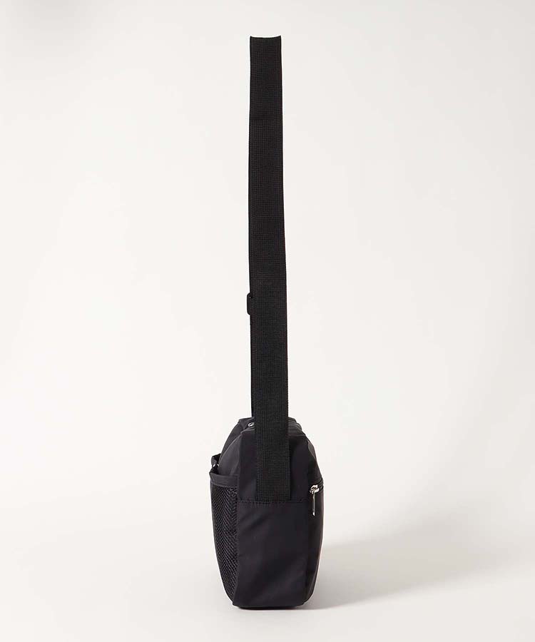 ナイロンスクエアショルダー