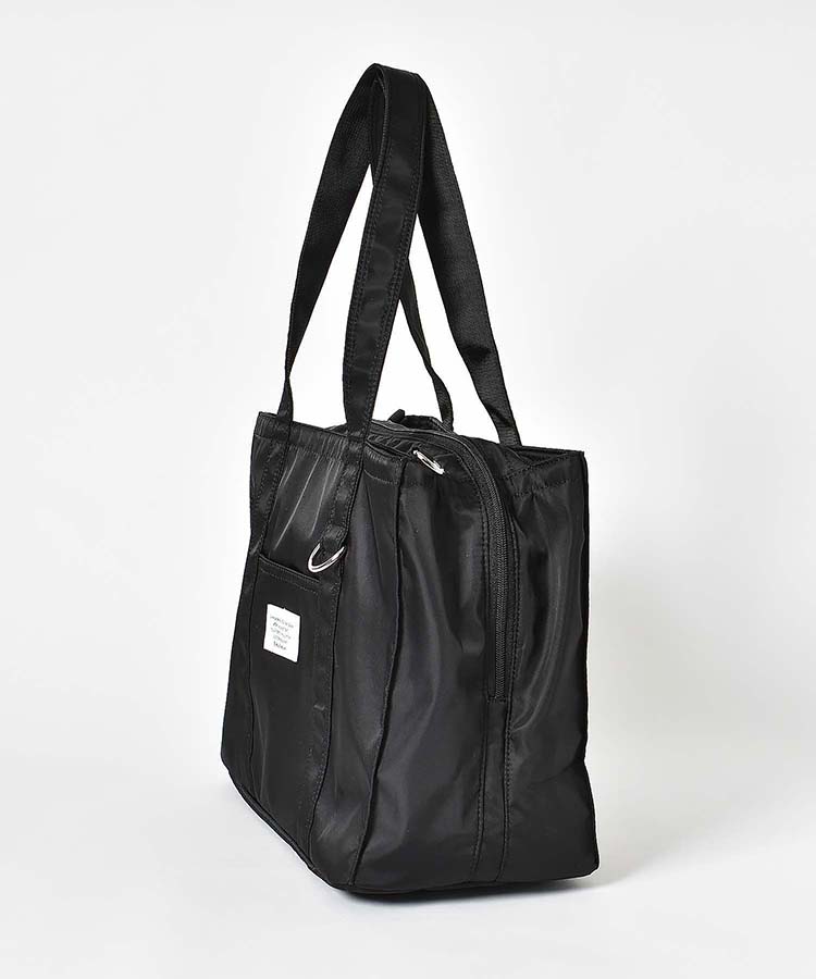 スクエア多ポケットナイロントート