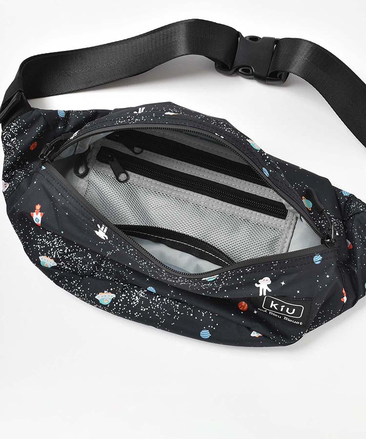 KiUウォータープルーフボディバッグ