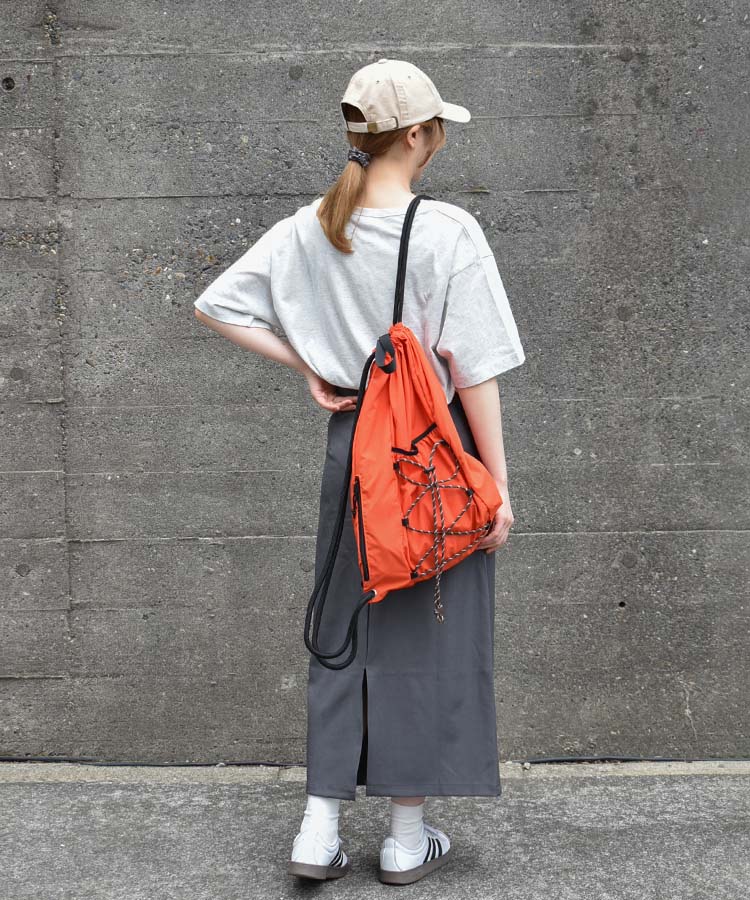 ドローコードレースアップナップサック