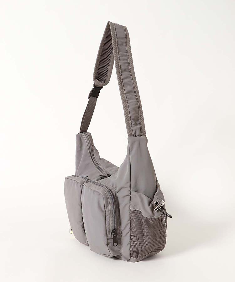 パッカブルショルダーバッグ