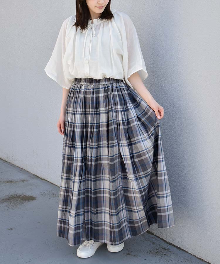 チェックスカート