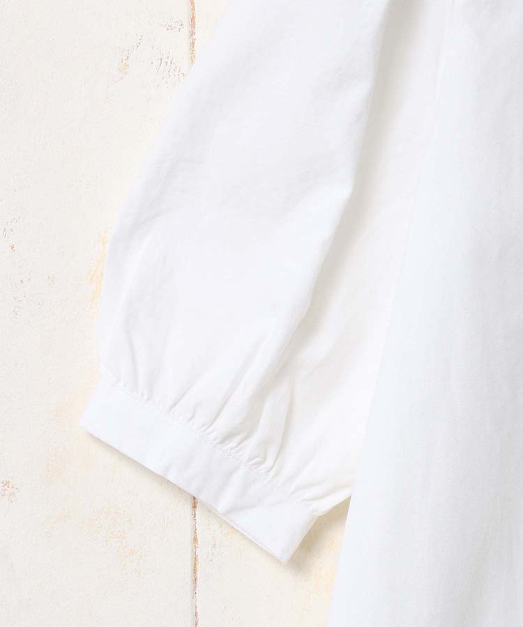 ≪SALE≫襟刺繍ブラウス