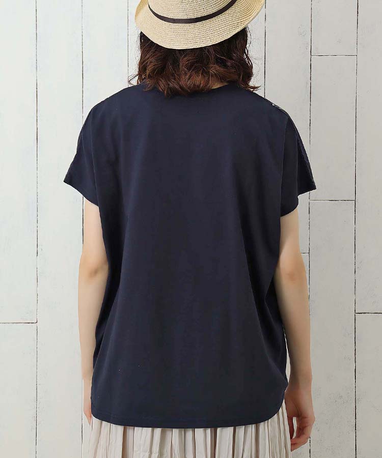 ≪SALE≫フラワー総刺繍Tシャツ