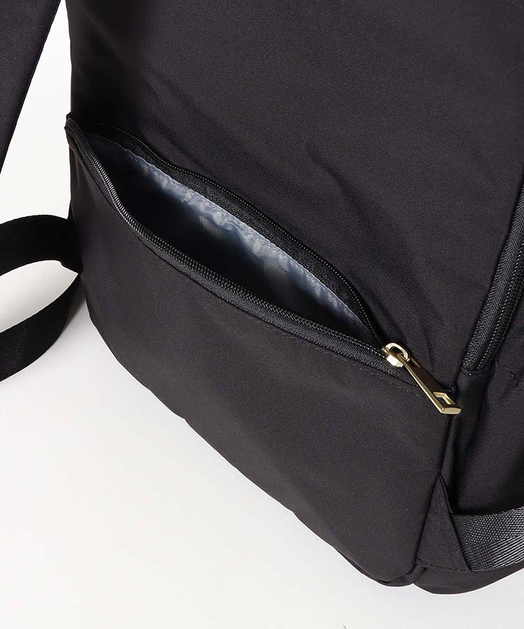 ふんわり軽量リュック