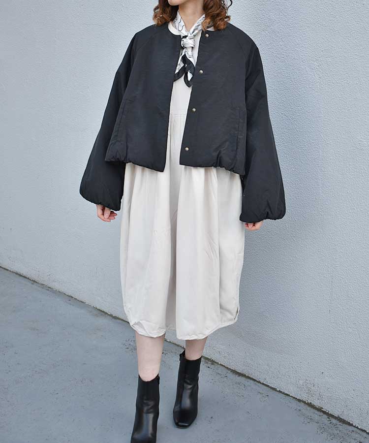 中綿ショートコート