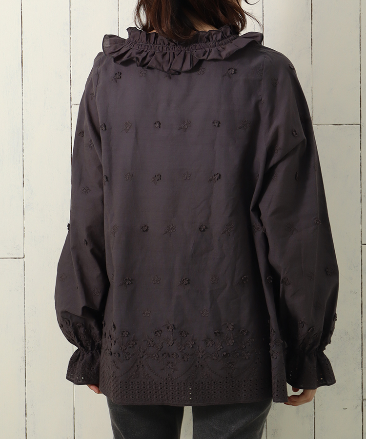 le petaleフリルカラーフラワーブラウス