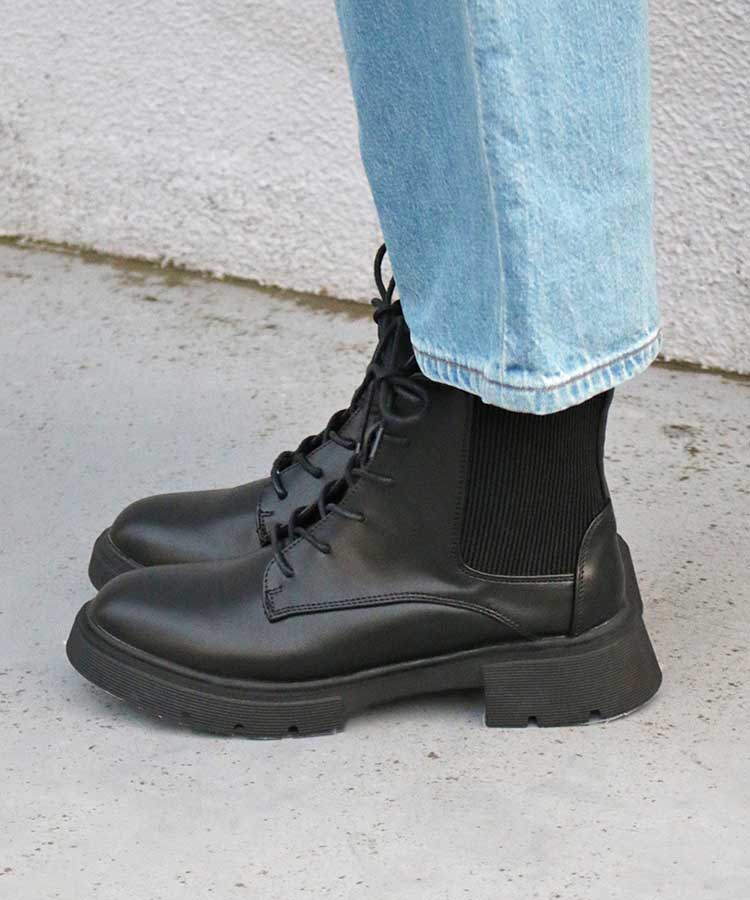 レースアップショートブーツ