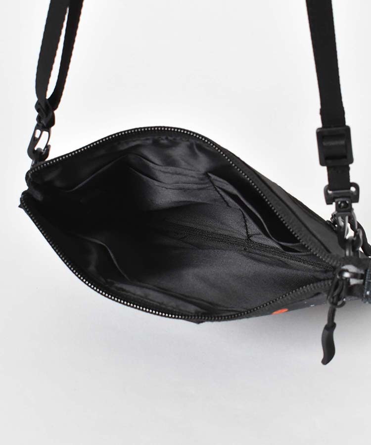 KiUエチケットポーチ