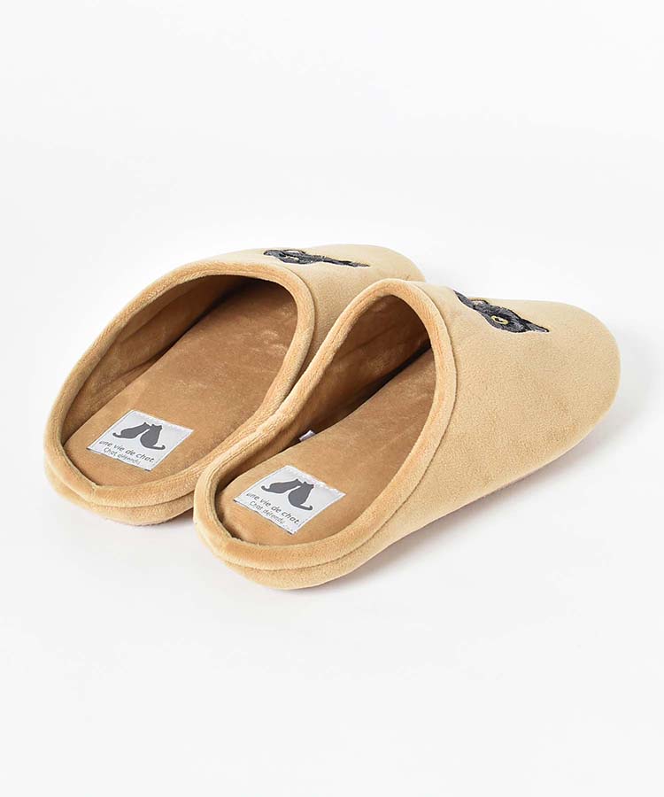 ネコ刺繍ルームシューズ