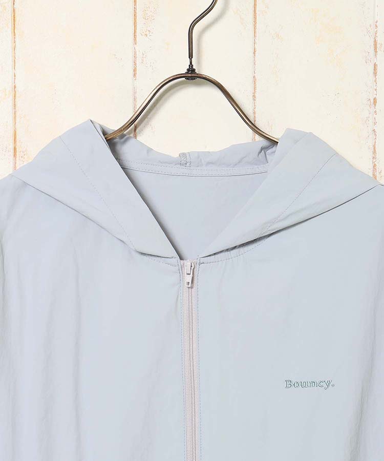 Bouncy.マウンテンパーカー