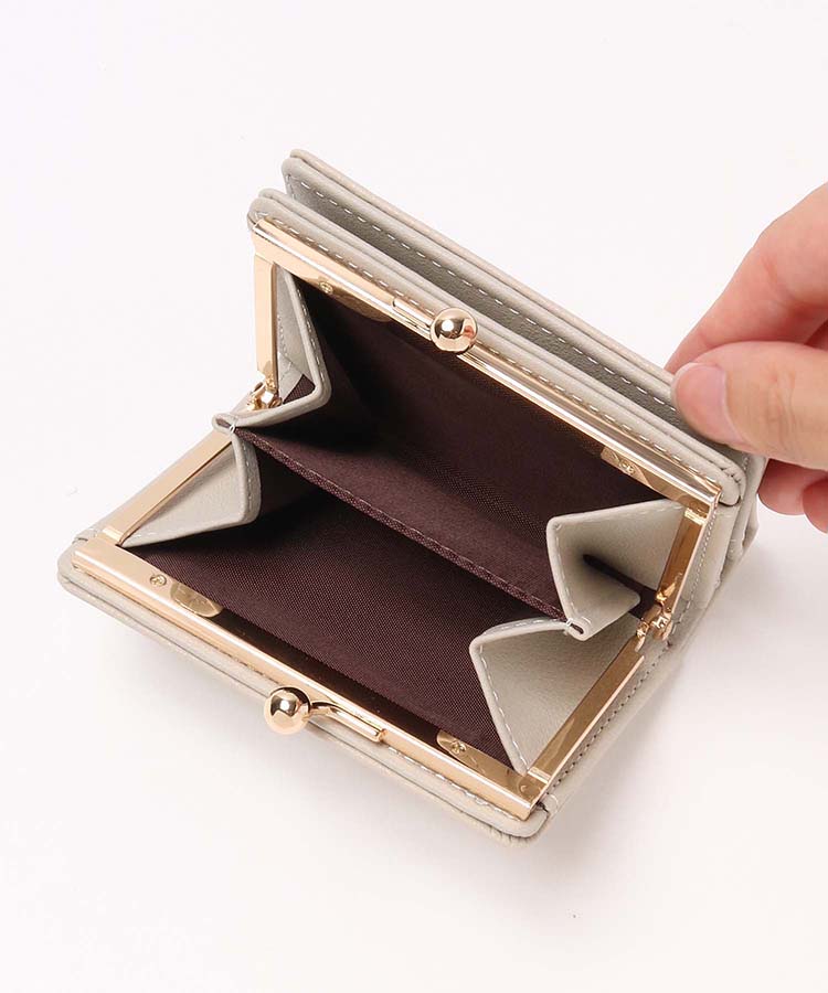 シンプル二つ折りがま口財布