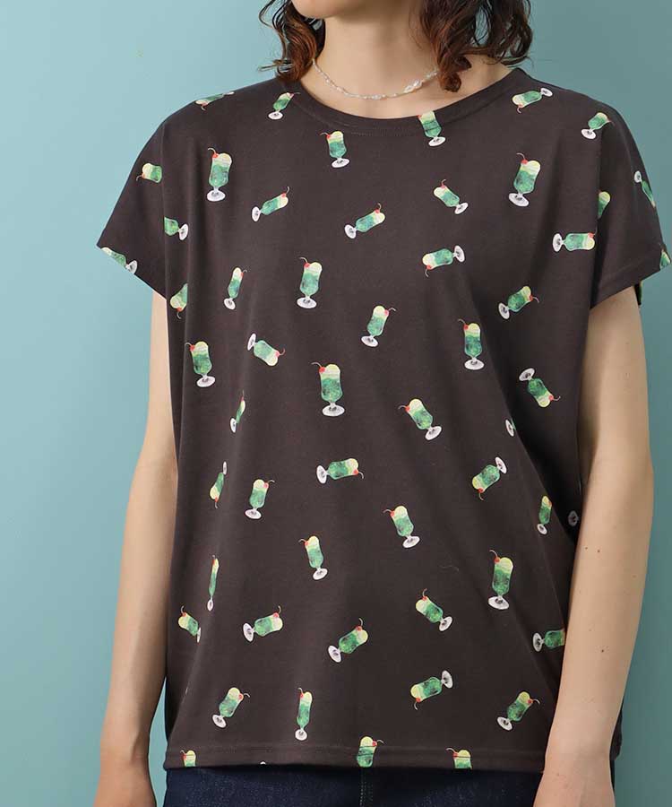 クリームソーダ総柄Tシャツ
