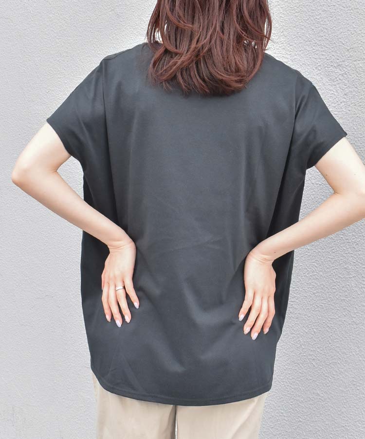 プチフラワー刺繍Tシャツ
