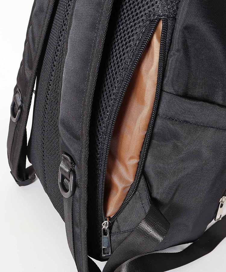 多機能ツイルリュック