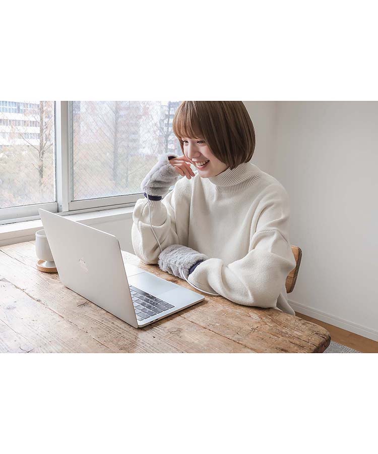 【WEB限定】MONA USBハンドウォーマー