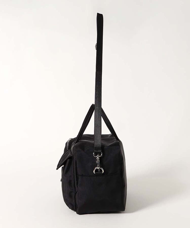 フロント多ポケショルダー