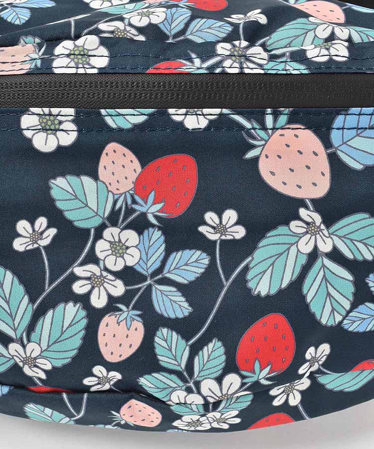 KiUウォータープルーフボディバッグ