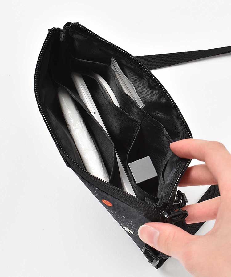 KiUエチケットポーチ