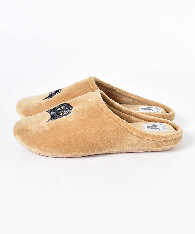 ネコ刺繍ルームシューズ