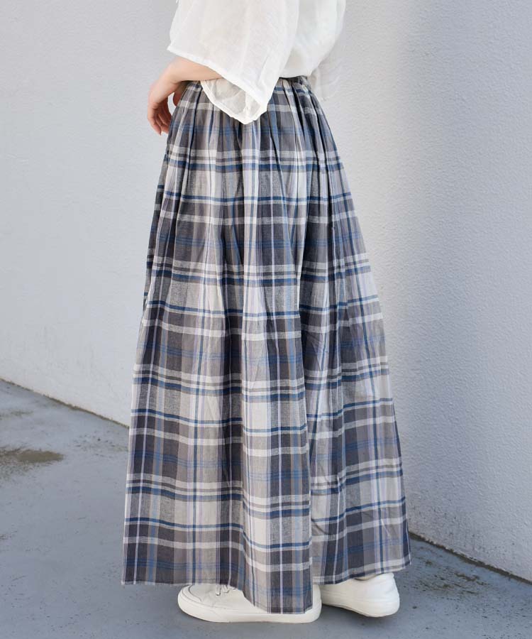 チェックスカート