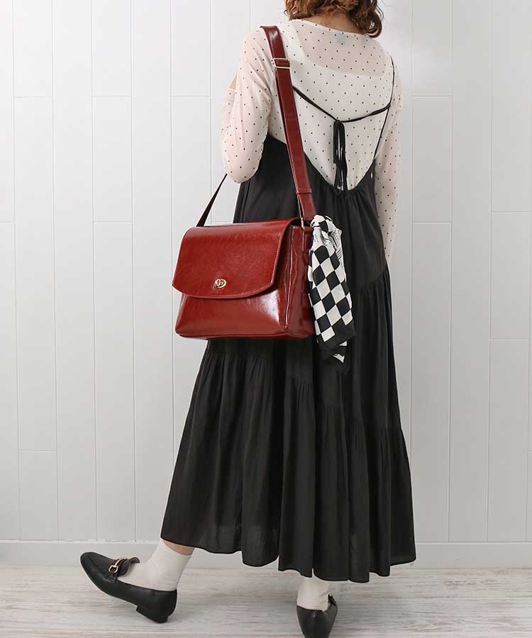 スクエアレトロショルダー