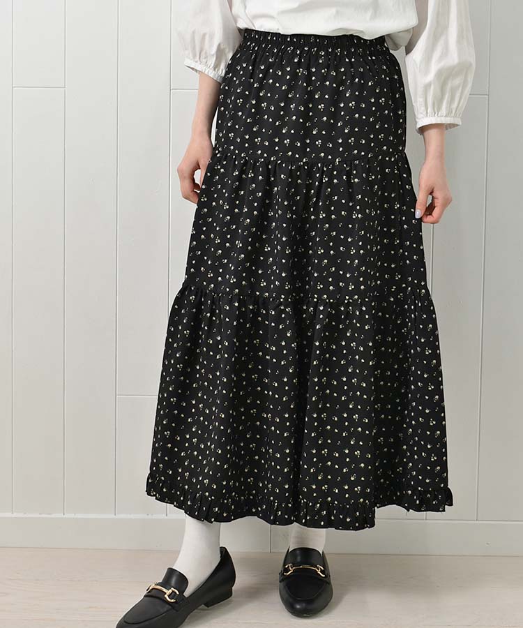 フリルティアードスカート