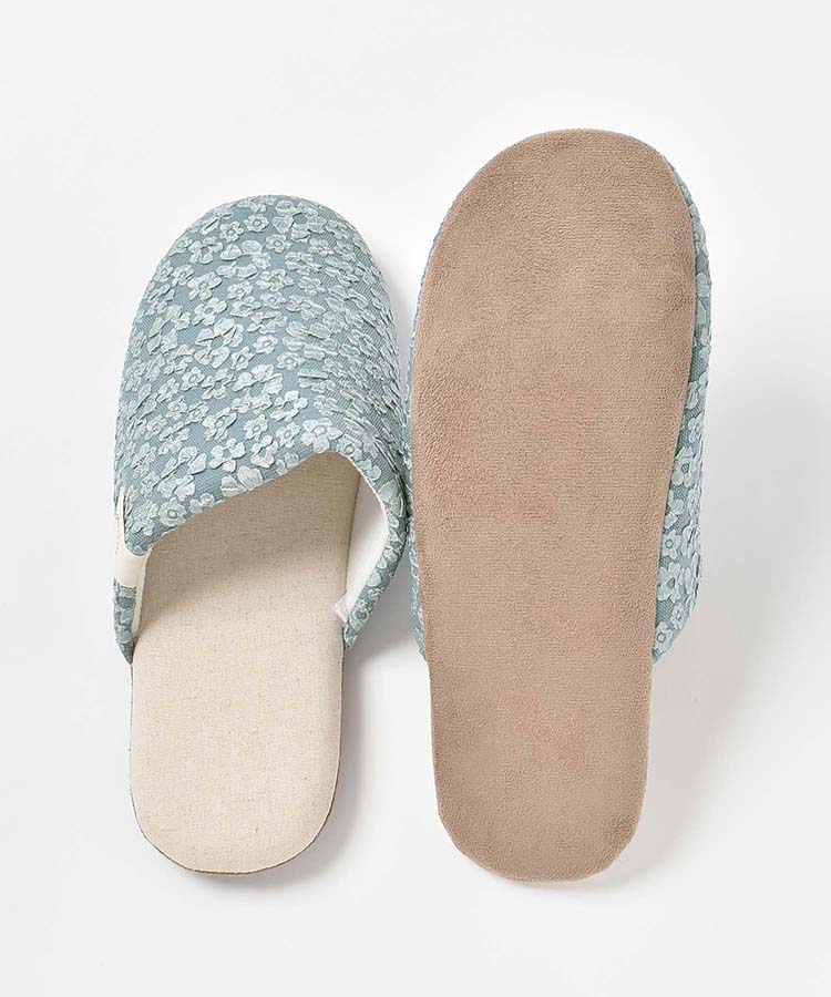 フラワー柄パフィースリッパ