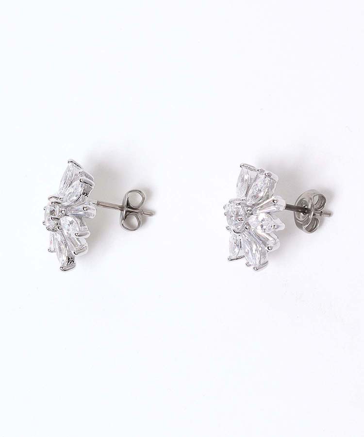 ≪SALE≫Cubic flowerピアス