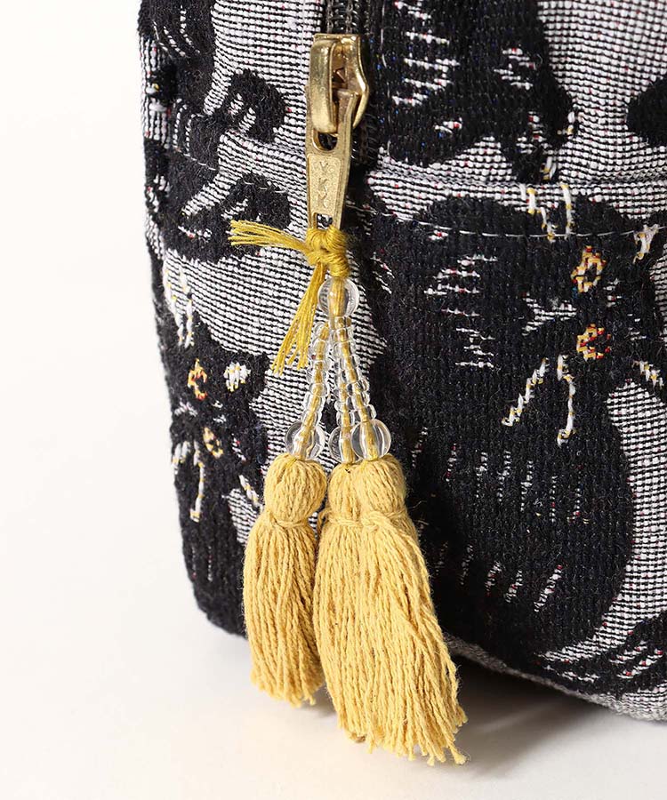 クラフトインディアネコマチ付ポーチ